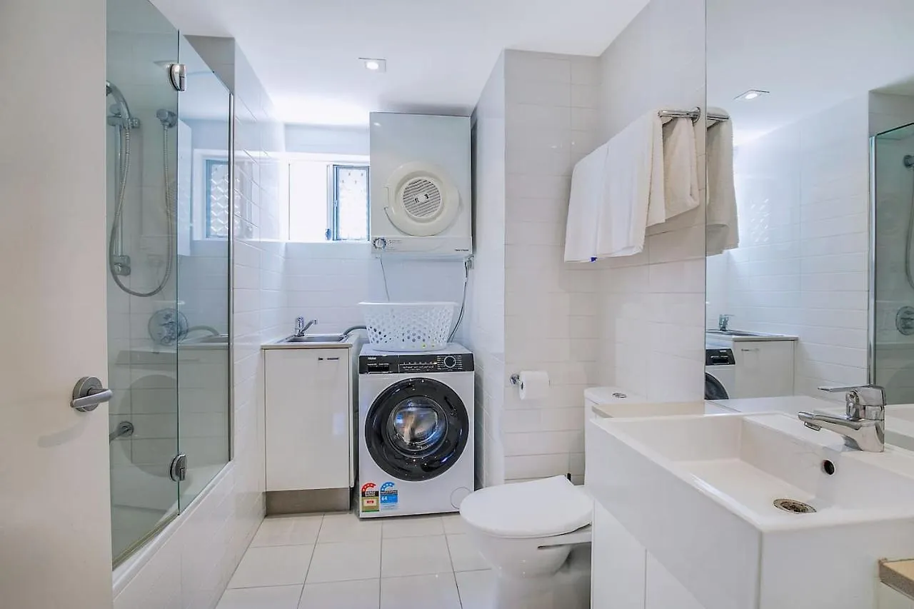 'Attiva' A Brisbane Gem With Pool And Private Patio Apartment
