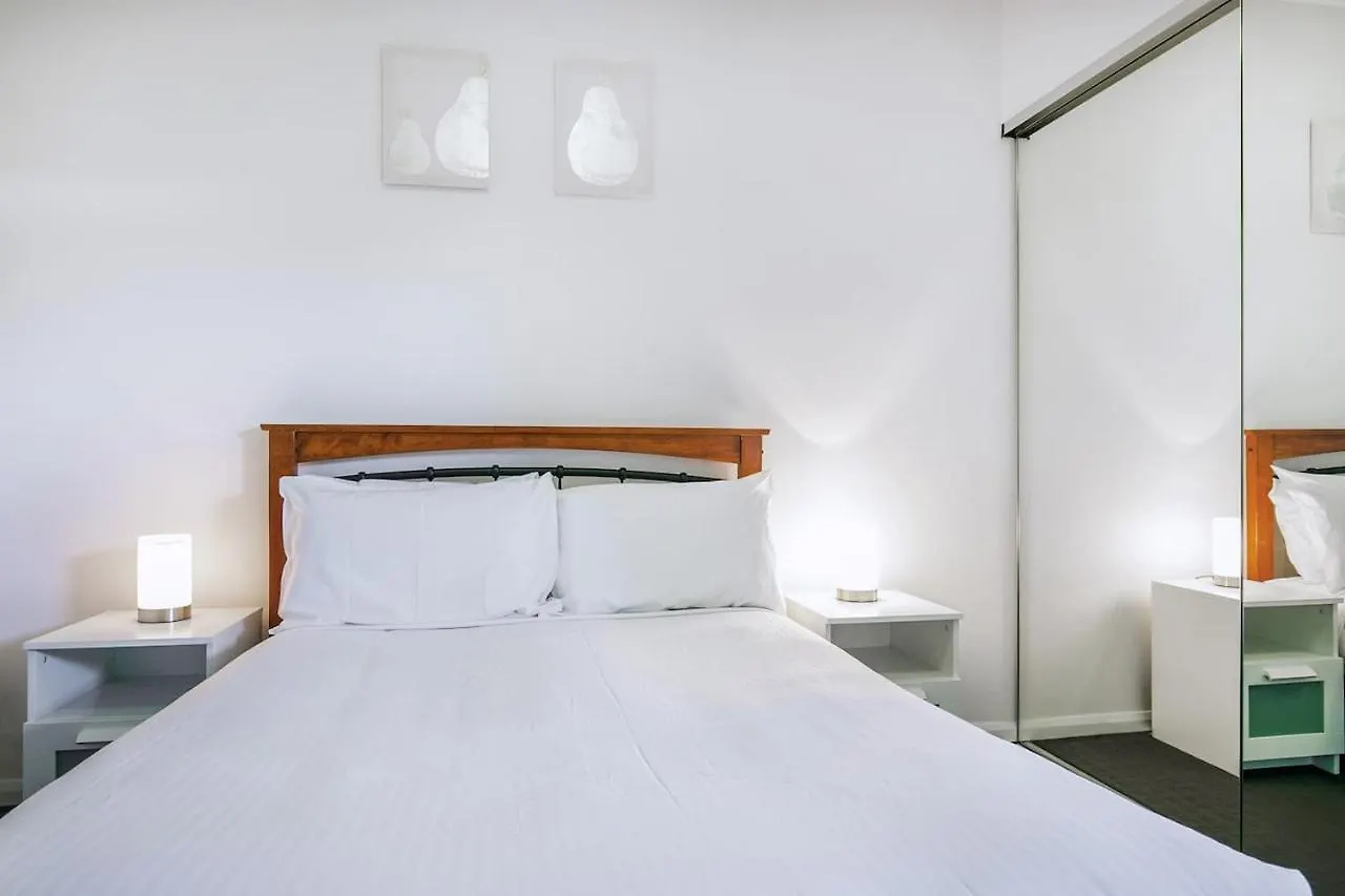 'Attiva' A Brisbane Gem With Pool And Private Patio Apartment